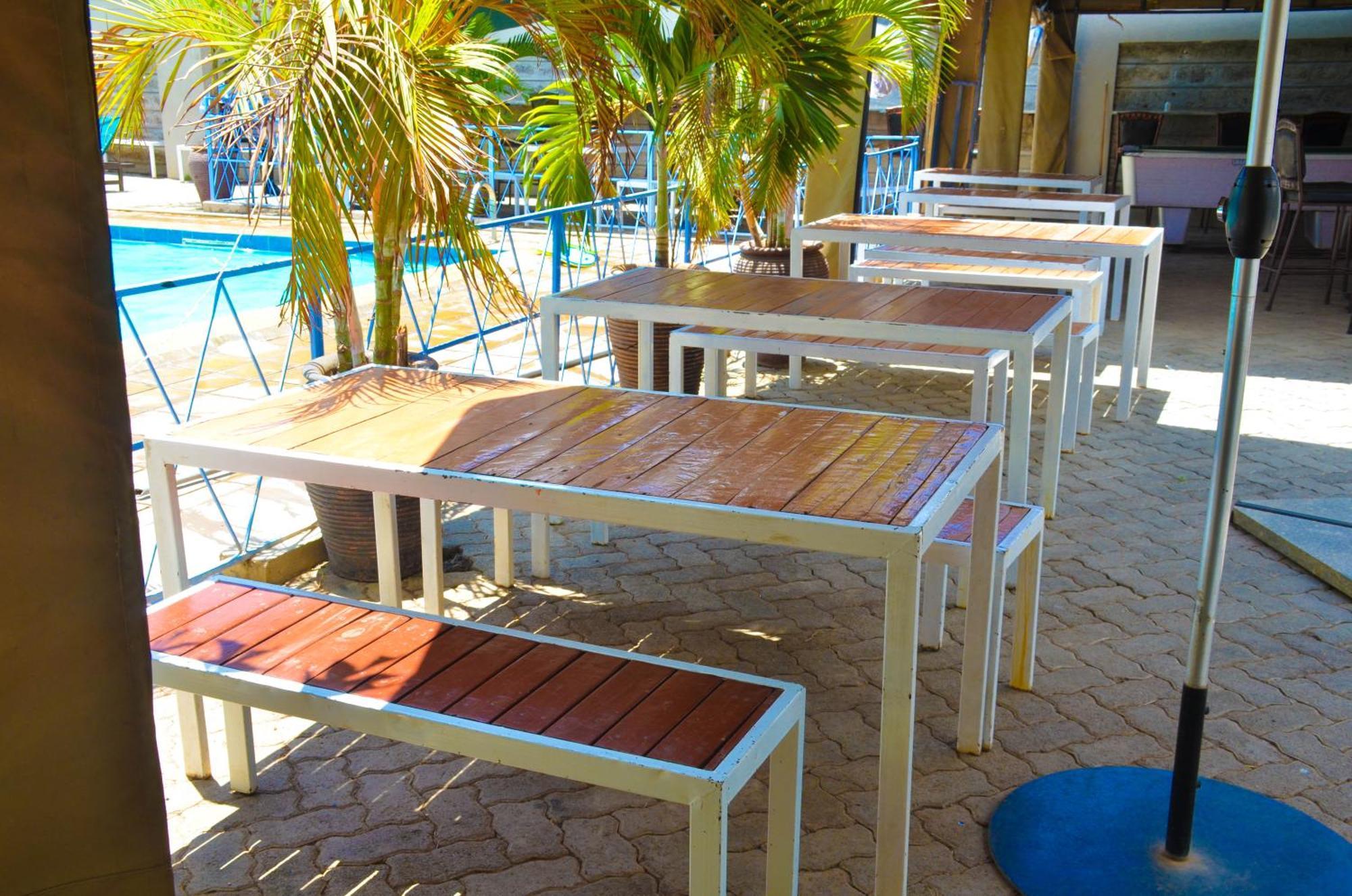 Gateway Bliss Gardens Hotell Ruiru Exteriör bild